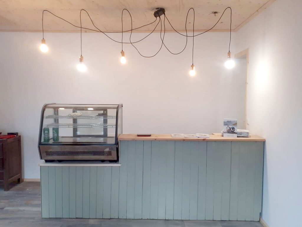 wooden countertop from scratch, unique projects